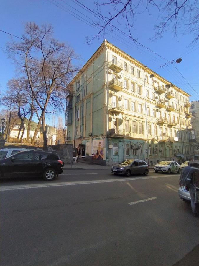 Світло Є! Історичний Центр! Apartment Kyiv Exterior photo